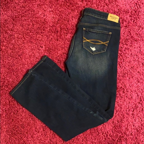 Distressed Abercrombie Straight Leg Jean - Picture 2 of 3